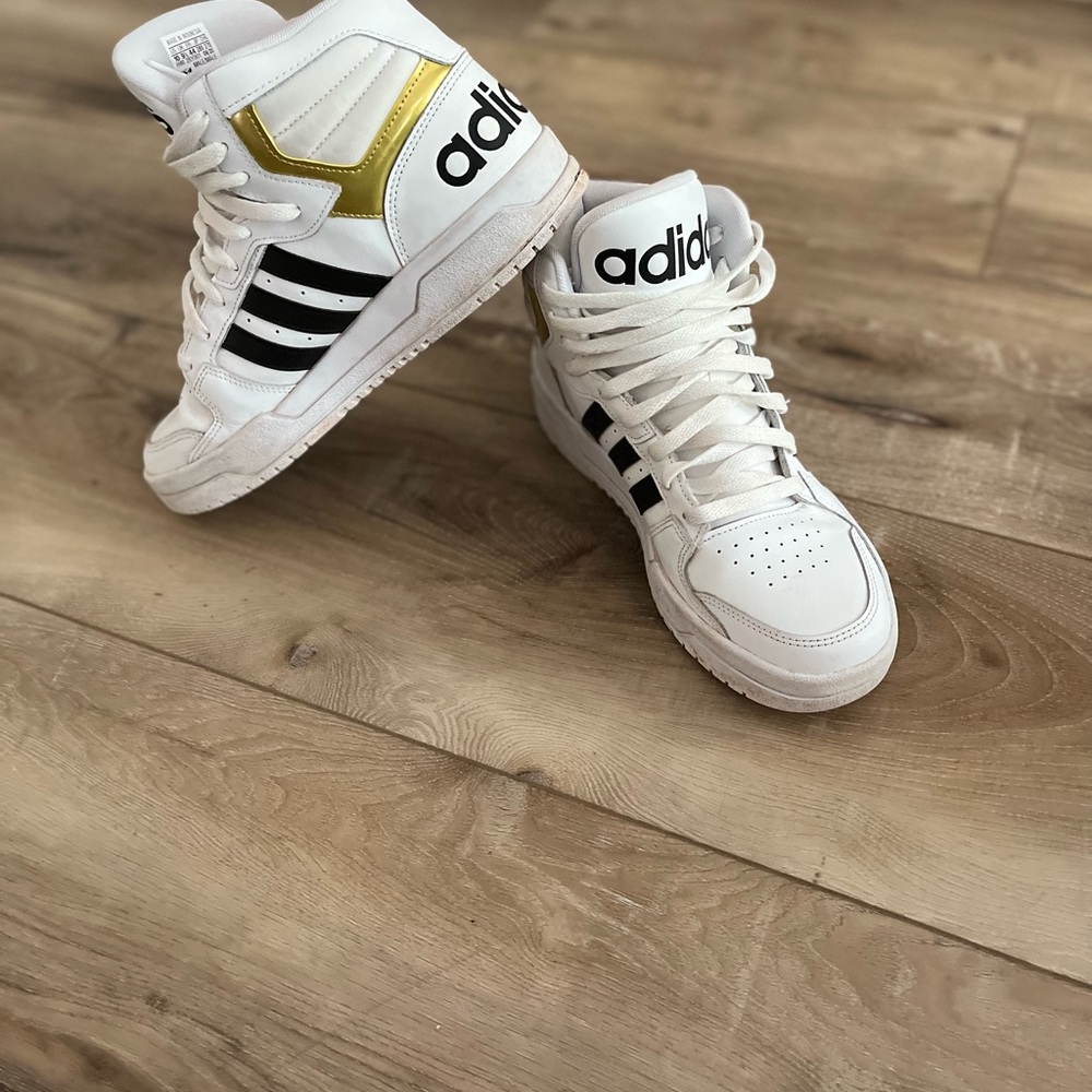 Adidas mid entrap